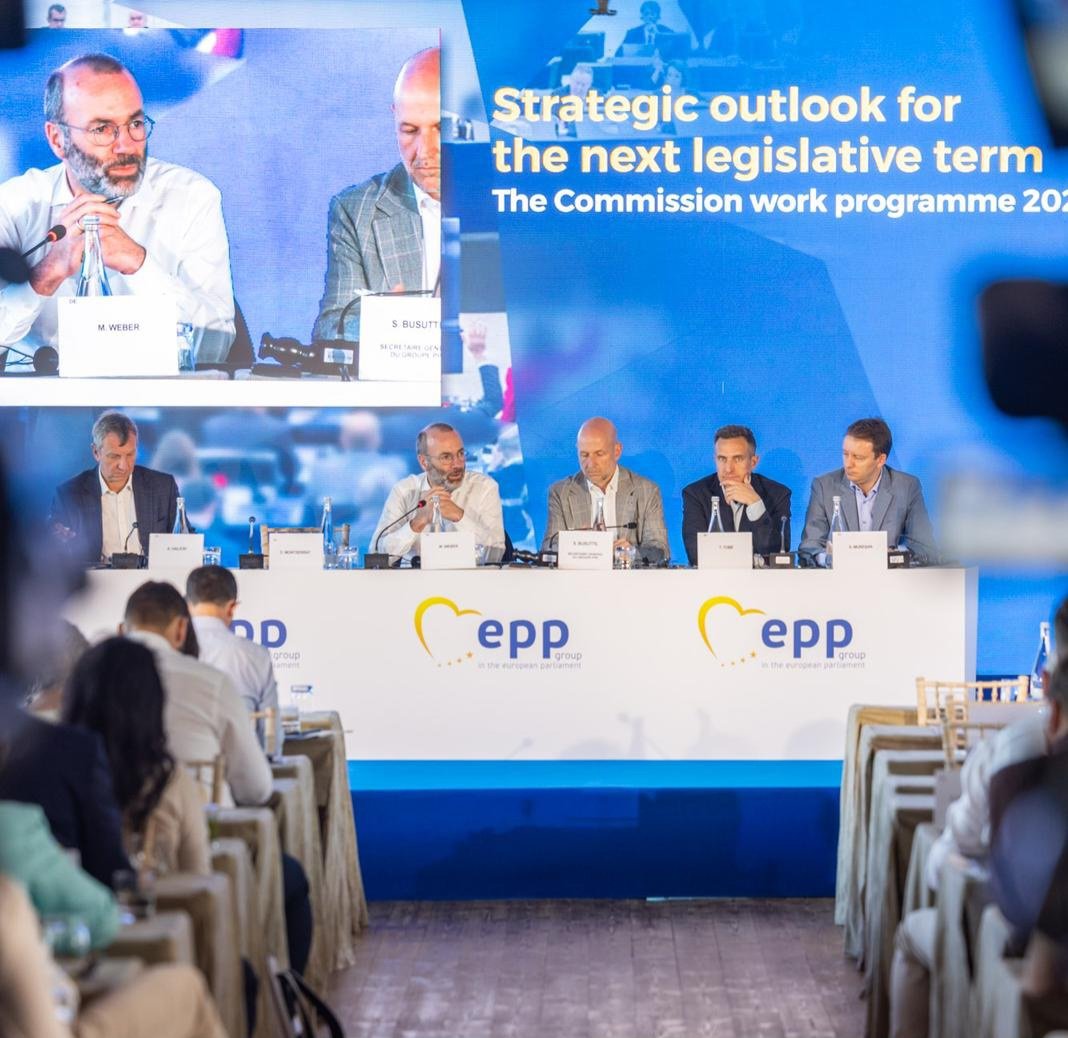 ManfredWeber's tweet image. Our focus for the next five years is on prosperity, security, stopping illegal migration, preserving our European way of life, and stronger European democracy fit for the challenges ahead.
We will deliver on the promises we have made to citizens with strong programmatic actions.