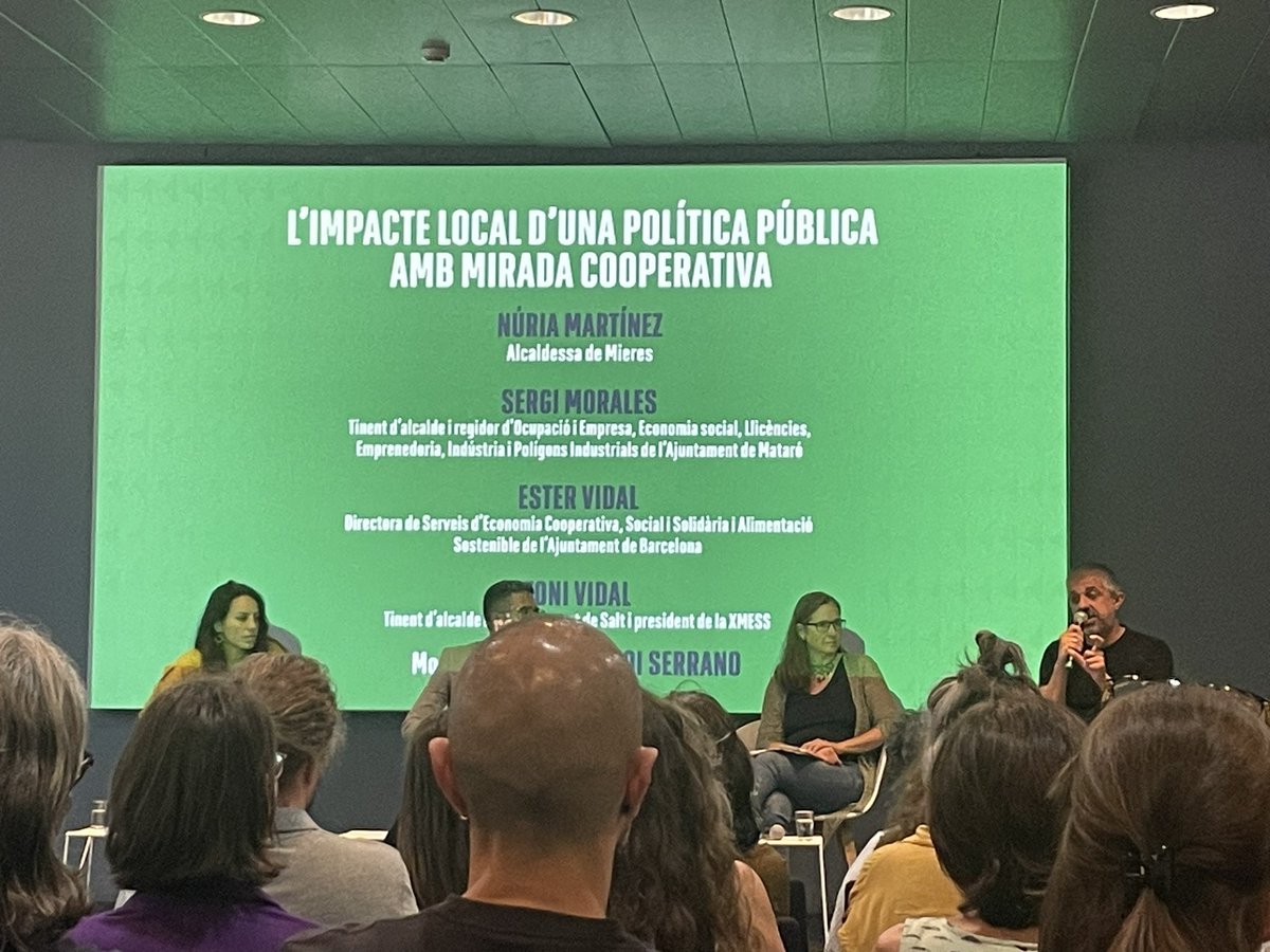 bcnov's tweet photo. L’Impacte local d’una política pública amb mirada cooperativista.   Congrés del cooperativisme de Catalunya.   #125anyscooperativisme #SuaraPersonesQueDecideixen https://t.co/jaNZQu8Uy4