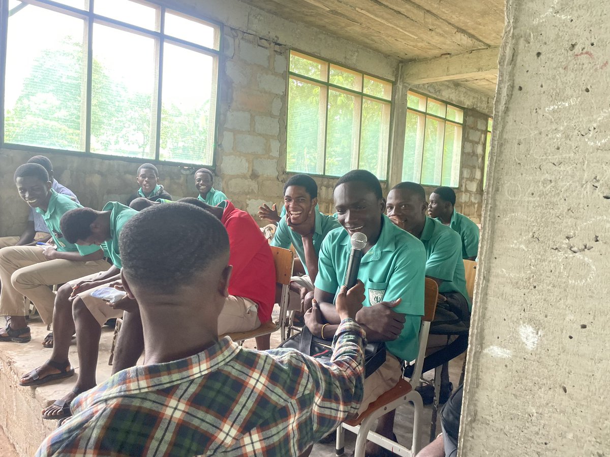 Fatima2_sharif's tweet photo. My team and I went to Methodist Senior High School in Sekondi earlier today to talk with the students about Mental Health and Menstrual Hygiene practices.

"Mental health matters! Your well-being is precious, and seeking help is a sign of strength, not weakness. https://t.co/d7Mgjcx2eg