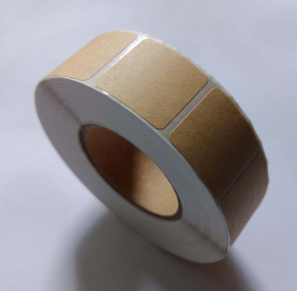 Ikitaulu's tweet photo. Nyt reserviläisille herkkua! SRA-paikkatarrat valikoimissa, koossa 22mm x 22mm. 👉https://t.co/9bhUCqaap5 https://t.co/6epdw1CfWn