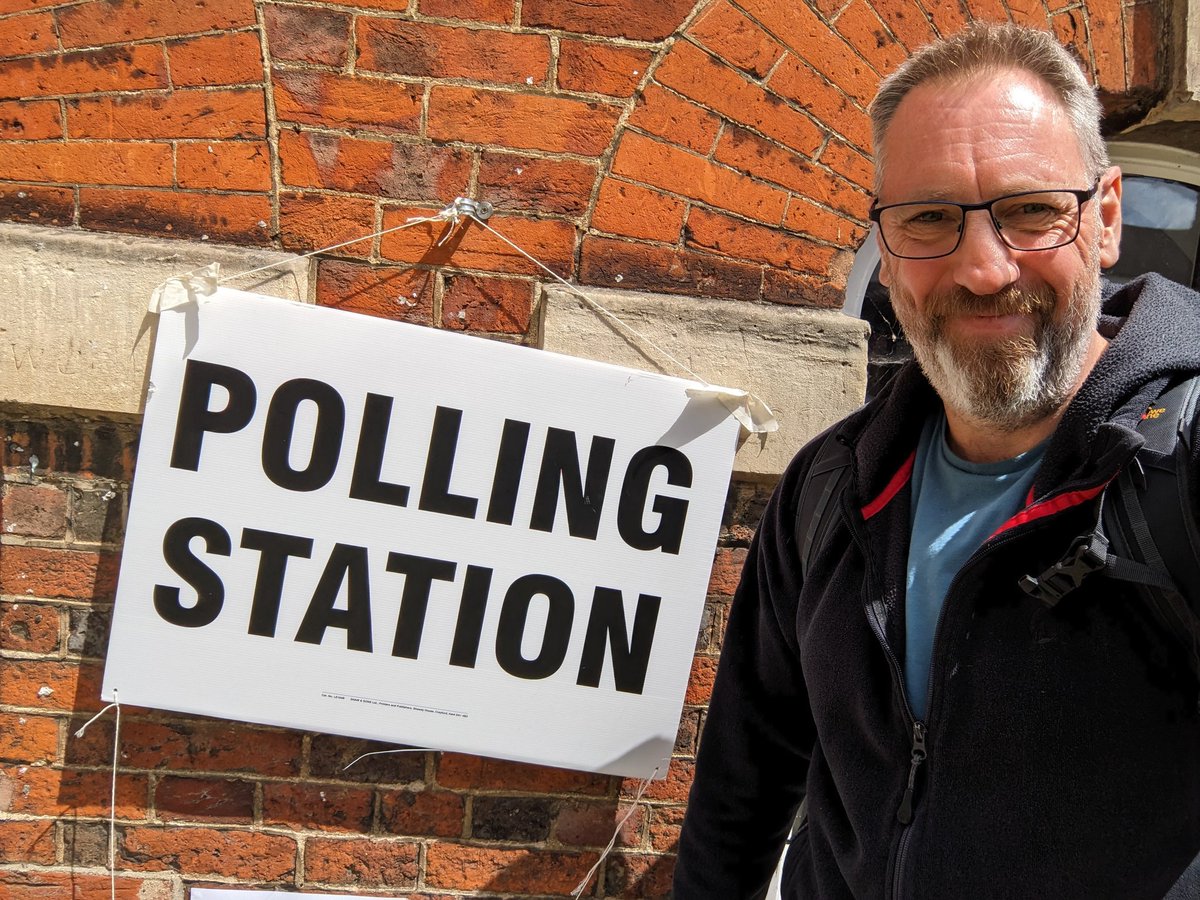 tomc001's tweet photo. Proud to #vote again for the excellent @LaylaMoran !
#GeneralElection2024 #GE24 #4thofJuly #IndependenceDay #GetTheToriesOut #voted ✌️ https://t.co/du3Uyq5TpC