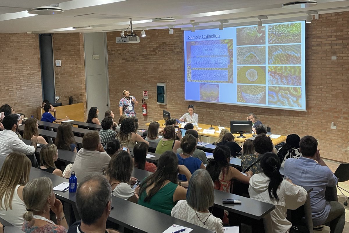del Campo Lab (@delcampolab) on Twitter photo Amazing job presenting your #coral disease #microbiome and transcriptomic data <a href="/BradWeilerDives/">Brad Weiler, PhD</a>! 👏👏👏 #ECRS2024 Amazing job presenting your #coral disease #microbiome and transcriptomic data <a href="/BradWeilerDives/">Brad Weiler, PhD</a>! 👏👏👏 #ECRS2024