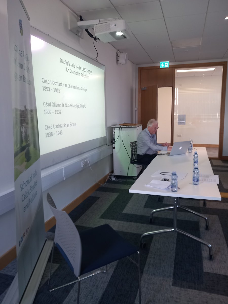 Ollamh Emeritus na hOllscoile, Liam Mac Mathúna, ag  caint ar an gCraoibhín Aoibhinn agus Uan Uladh.