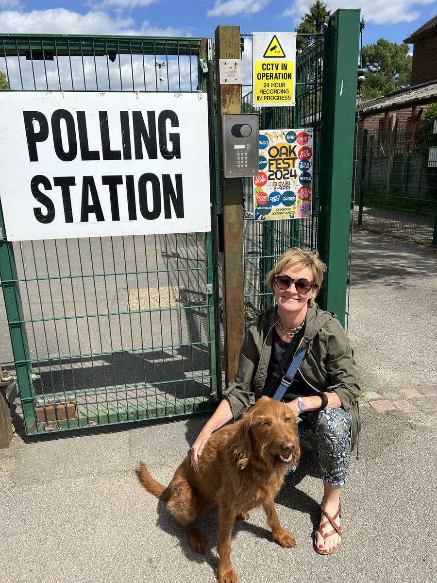 Ginny ensuring that vote and proxy vote were all done to her satisfaction today! <a href="/VotingDogs/">#DogsAtPollingStations</a> #dogsatpollingstations