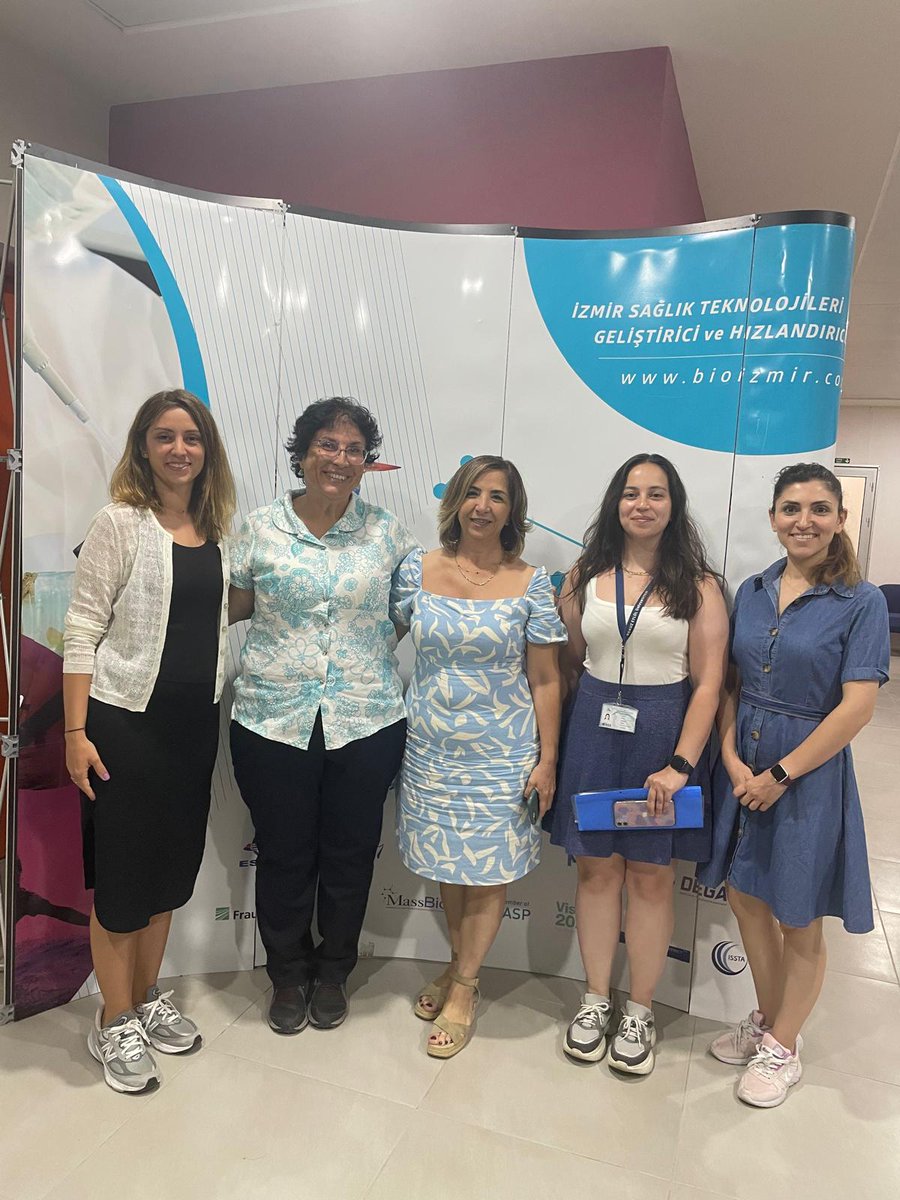 DEÜ Tıp Fak. Enf. Hast. AD. Öğr. üyesi Prof. Dr. Şükran Köse Merkezimizi ziyaret etmiştir. Merkez Md. Doç. Dr. Ayşegül Yurt, Md. yard. ları Doç. Dr. Gamze Tuna ve Doç. Dr. Ahmet Özkurt ile merkez olanakları dahilinde yapılacak projeler üzerinde görüş alış-verişinde bulunulmuştur.