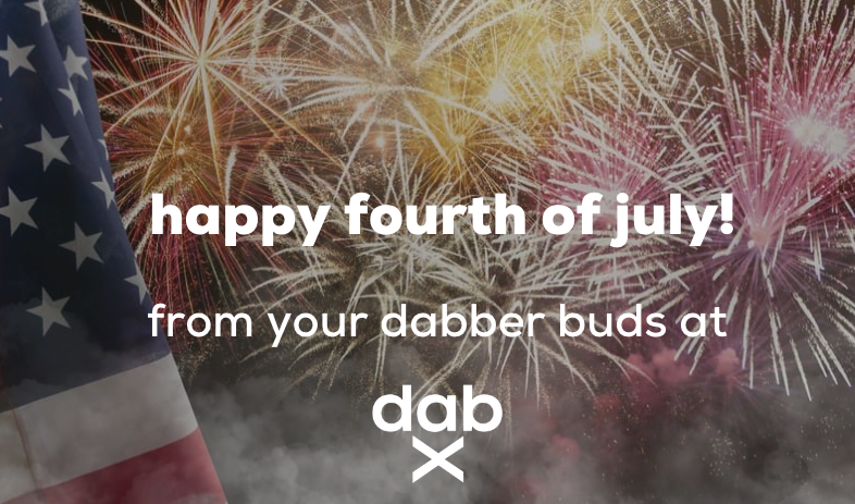 DabXUSA's tweet photo. Happy Fourth of July from dabX! Stay safe and enjoy the fireworks! #dabX #erigs #vapor #biggerclouds #JoinUs https://t.co/7wJwOXEI4E