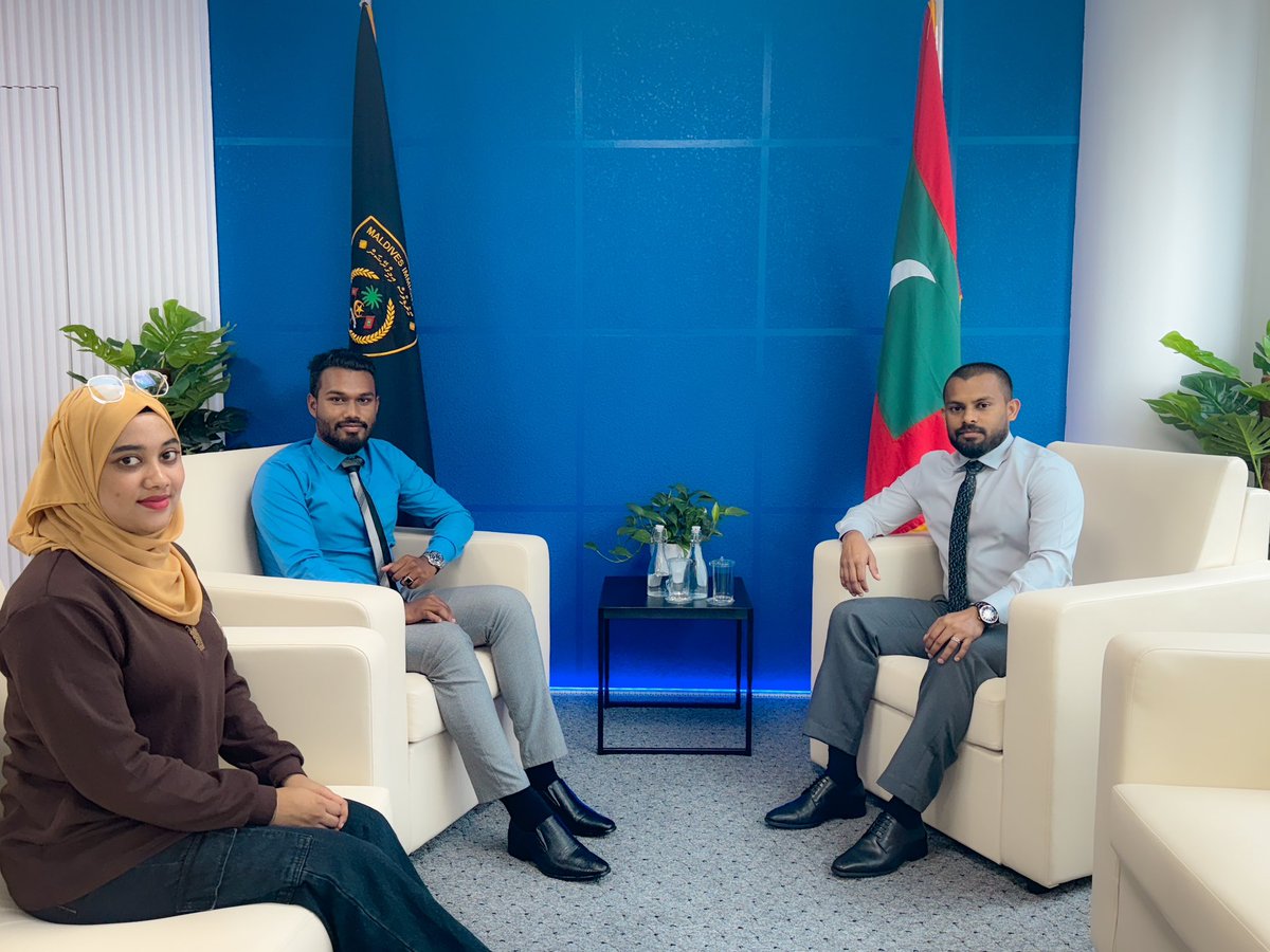ium_iumsu's tweet photo. Today, our President and Vice President met with @ShamaanW, the Controller General of @ImmigrationMV, to explore collaborative opportunities. It was a fruitful meeting with promising prospects. Thank you for your valuable time. https://t.co/3aFpyGOpYm