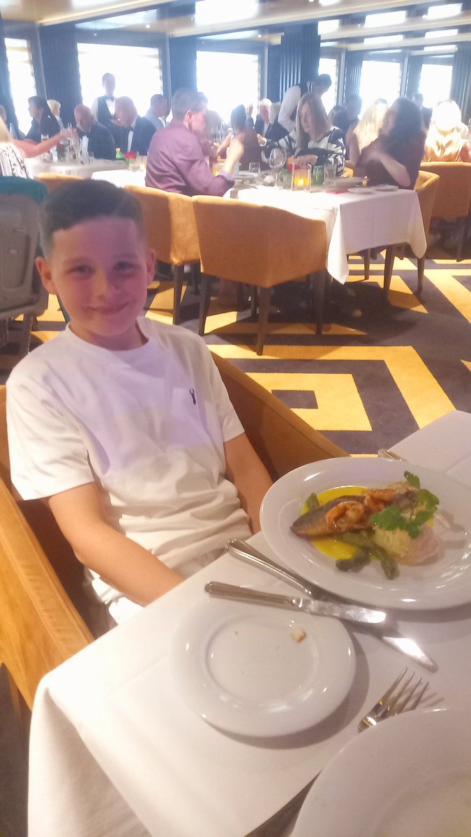 Michael16535046's tweet photo. Nice wee holiday with my family last week. This week I have started my Partick Thistle pre-season exercise schedule. 

#goalkeeperdevelopment https://t.co/TVhL4f2DXg