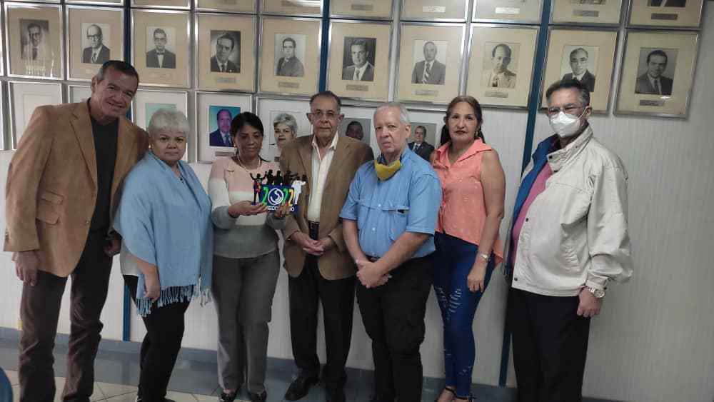 ÁMBITOADUANERO® tweet media