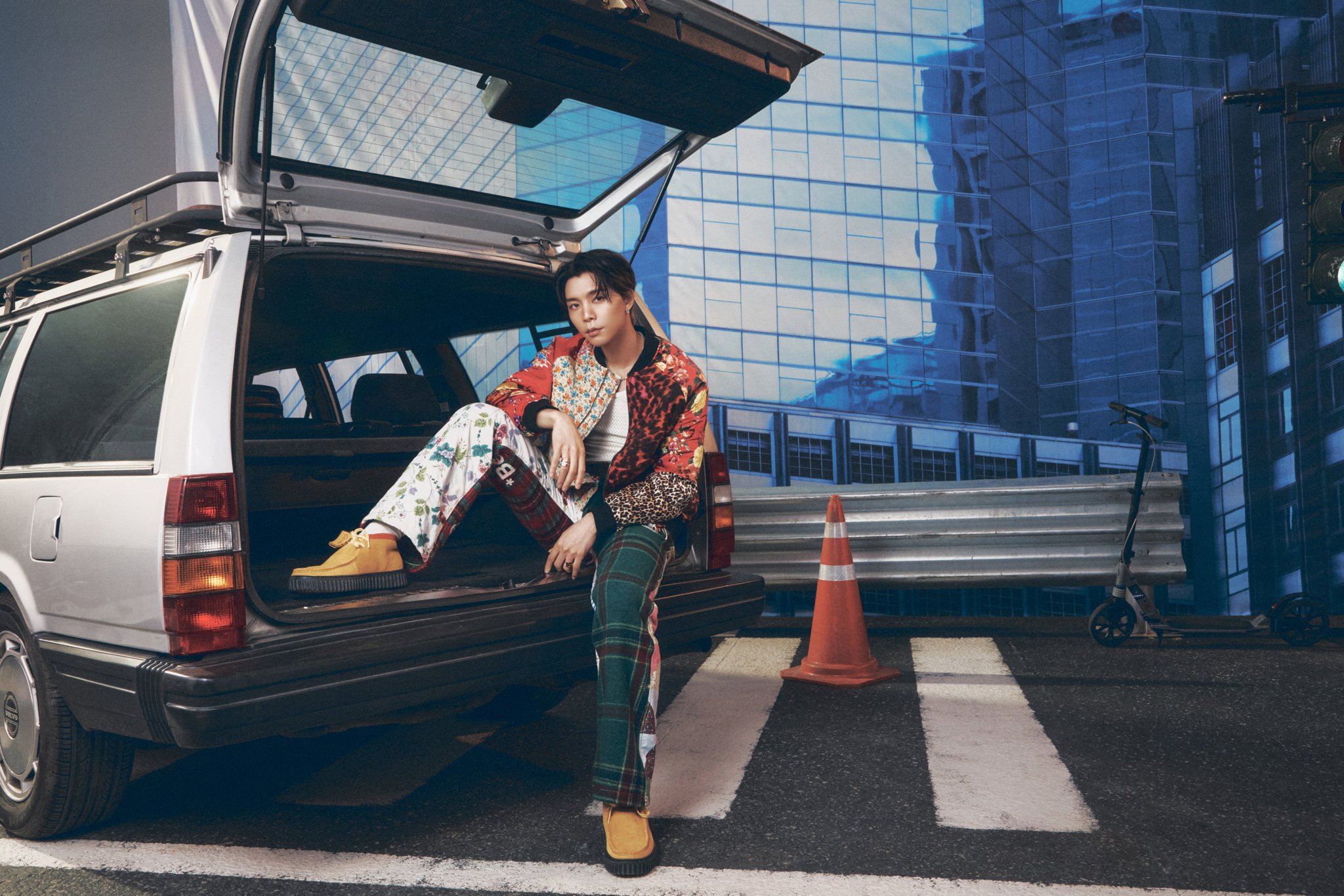 jp.ktown4u.com : NCT 127 - [WALK : ON THE BEAT] SHOULDER BAG