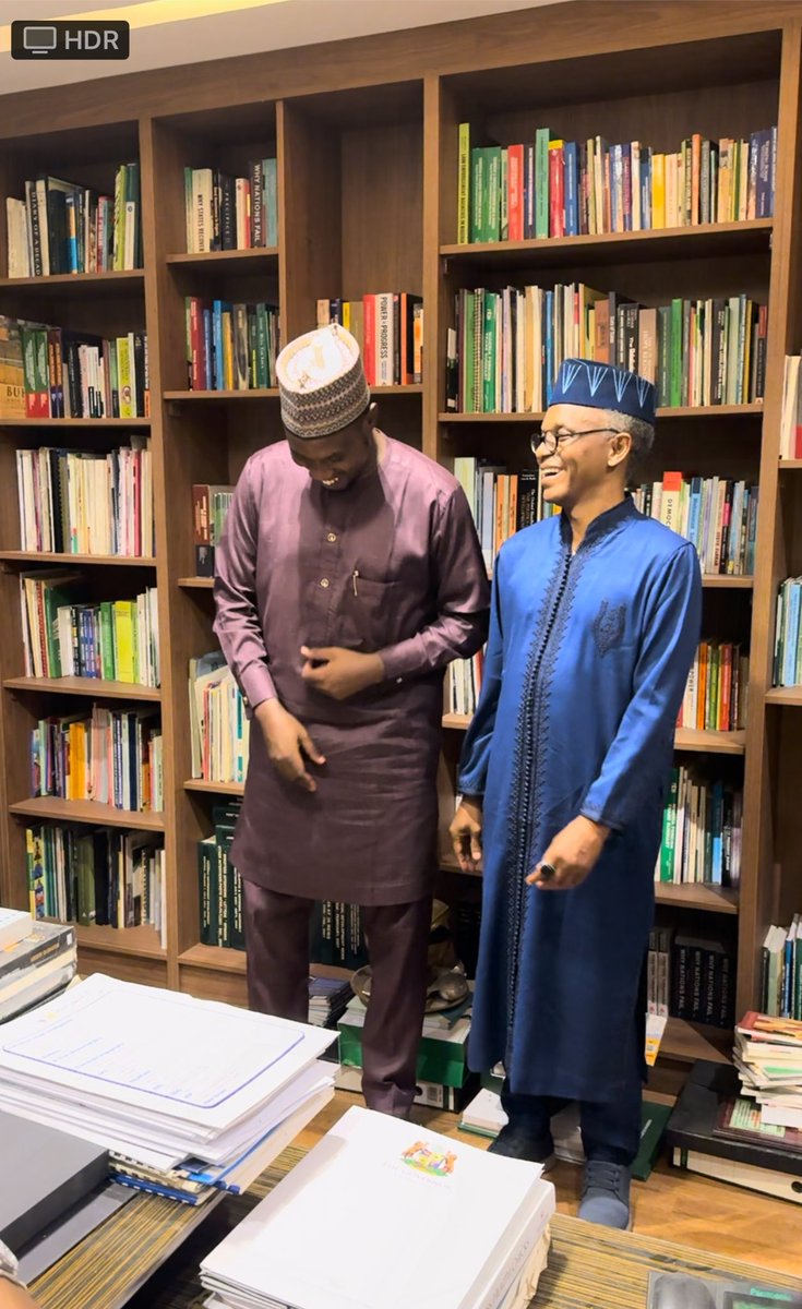 MSIngawa's tweet photo. I was also at the “Room of Books” on a courtesy visit to Malam Nasiru @elrufai, the best politician from Northern Nigeria by “Competence, Capacity and Track Record”

It’s a binding responsibility for all the 19 Northern States and 25% FCT to unite in protecting his credibility and personality. Why? Because there is no one like him🥴