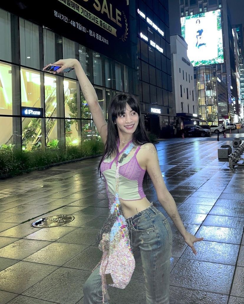 fomuꪆ𝜚 tweet media