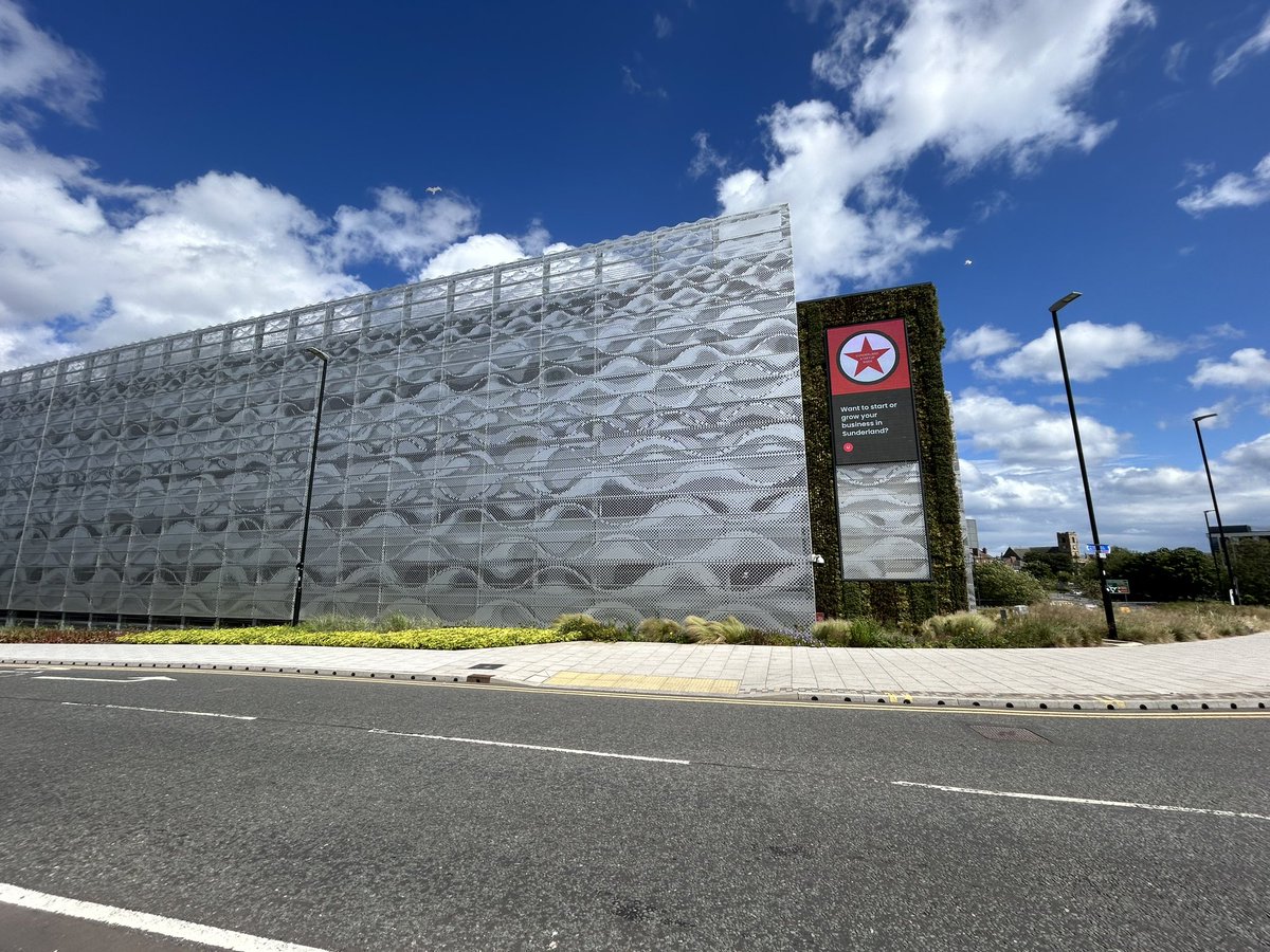 lordlancaster's tweet photo. Very cool to see these digital billboards for our ‘Sunderland Startup Week’ festival go up in multiple locations in & around Sunderland today! ⬇️🤩
#SunderlandStartupWeek #ukstartupweek #sunderland #happeninginsunderland #northeastengland https://t.co/cZ2hvs3HLf