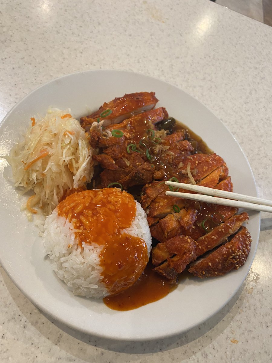 jmajczuk's tweet photo. Kaczka na otro!!! Proszę się częstować ☝️🤓🥡🥢 #pycha https://t.co/Lx8EKB5w2T