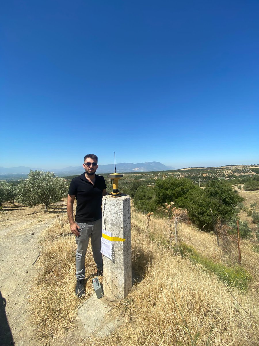 hibsolak's tweet photo. TÜBİTAK 121Y259 İzmir Deprem Tehlike Analizi Çalışmaları GNSS Ölçümleri @itiryakioglu Cemil Gezgin Ergin Dönmez Eda Esma Eyübagil Ece Bengünaz Çakanşimşek Furkan Şahiner Muhiddin Can Yıldırım https://t.co/AN80xelCtx