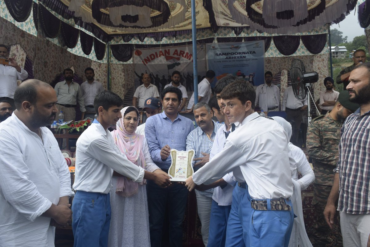 dcramban's tweet photo. "Education is the key to unlocking potential. let's empower women and girls to read, write, and lead for a prosperous, equitable society. Join us in making every woman literate and independent" DC Ramban, Baseer-Ul-Haq Chaudhary #SampoornataAbhiyan #FemaleLiteracy @NITIAayog @ANI https://t.co/knobT9lJwM