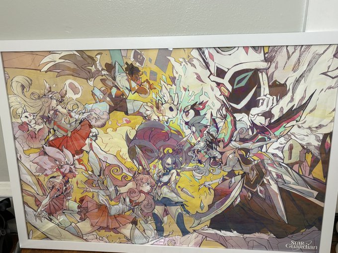 omg wanted to share the star guardian poster i got ^^ ? https://t.co/k7Wk6IQ7zE