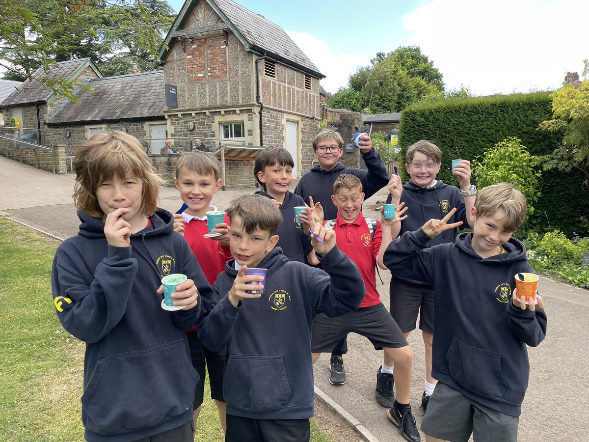 Mr Stacey tweet media