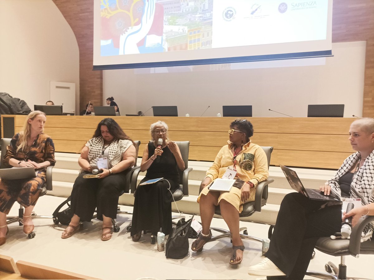 <a href="/N_Kabeer/">Naila Kabeer</a> kicking off our session at #IAFFE2024 on challenging the cult of growthism <a href="/oxfamgbpolicy/">Policy & Practice</a> <a href="/NawiAfrica/">Afrifem Macroeconomics Collective</a> <a href="/MenaFem/">MenaFem Movement For Economic,Ecological Justice</a> <a href="/FightInequality/">#FightInequality</a> <a href="/LSEInequalities/">LSE Inequalities</a> 
#beyondGDP #FeministEconomies
