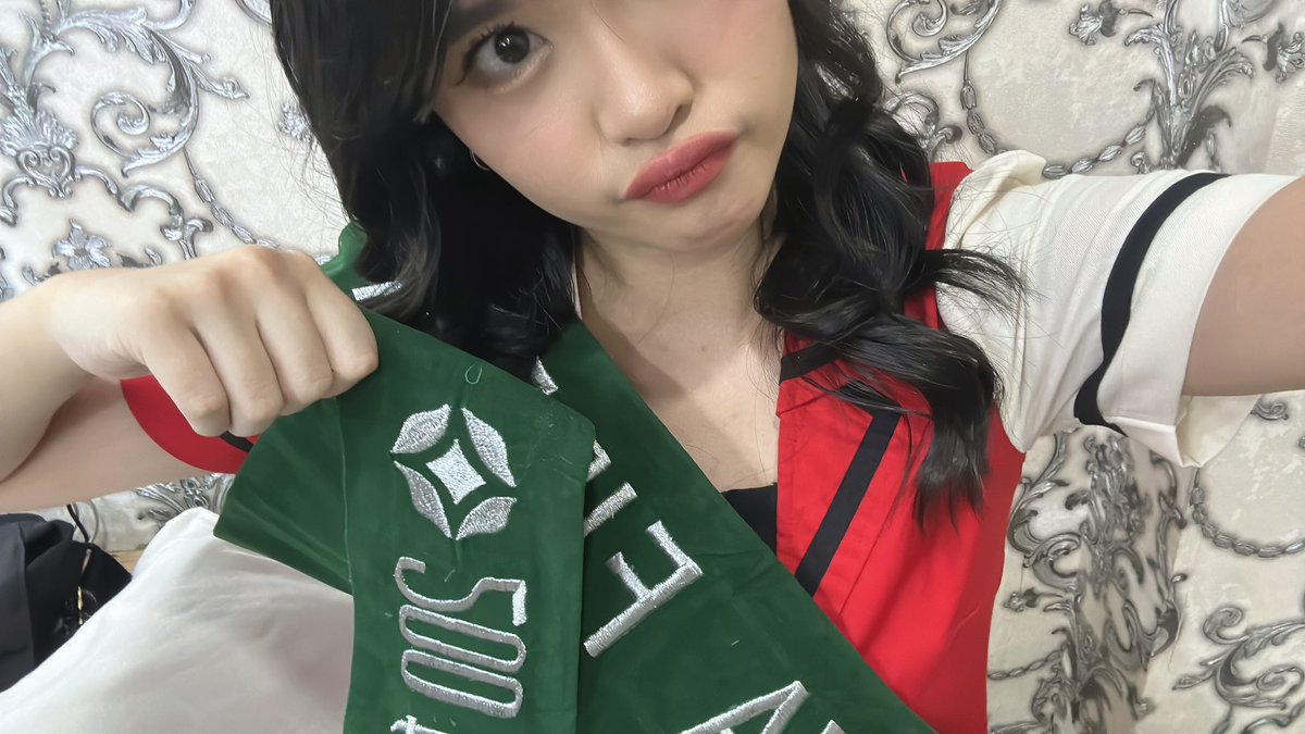 AdelRevaaa's tweet photo. makasih yaaa buat projectnyaaaa lop uuuu https://t.co/5HM7ZbAG6i