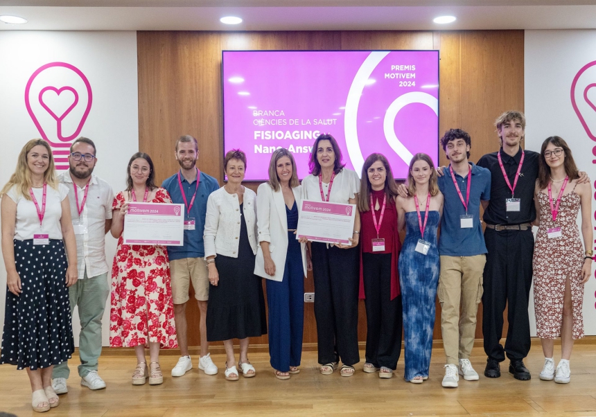 Facultat Biològiques-UV.ES (@biologiquesuv) on Twitter photo Un equip de la <a href="/BiologiquesUV/">Facultat Biològiques-UV.ES</a> guanyador d'un premi MOTIVEM 2024 L'equip interdisciplinari, compost pels estudiants de 2n curs del grau en Biotecnologia i una estudiant del 1ercurs del grau en Infermeria, han obtingut ex aequo el premi , en la branca de Ciències de la Salut. Un equip de la <a href="/BiologiquesUV/">Facultat Biològiques-UV.ES</a> guanyador d'un premi MOTIVEM 2024 L'equip interdisciplinari, compost pels estudiants de 2n curs del grau en Biotecnologia i una estudiant del 1ercurs del grau en Infermeria, han obtingut ex aequo el premi , en la branca de Ciències de la Salut.