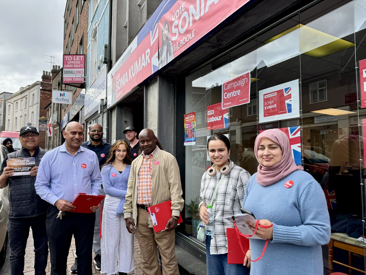 Fantastic response on the doorstep for <a href="/UKLabour/">The Labour Party</a> and @_SoniaKumar and thank you to all the members and supporters for helping out <a href="/WMLabour/">West Midlands Labour</a> @pounehahari <a href="/shaneilamughal/">Shaneila</a>