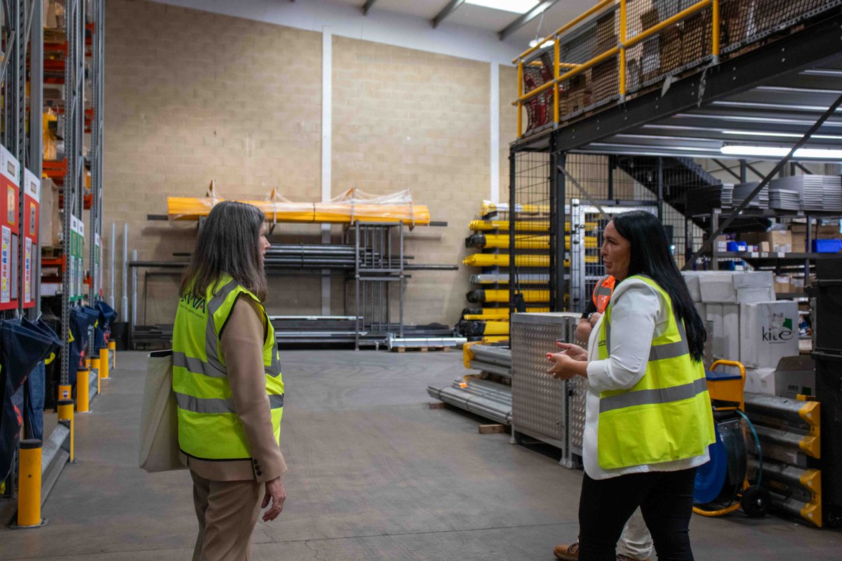 What an incredible visit at Brandsafe HQ! Thrilled to welcome Clare Bottle, CE of UKWA, for their 80th anniversary. Clare toured our site, tried installing Rack Armour, and met our team. Thanks for your support! 

#Brandsafe #UKWA #WarehouseSafety #IWSGroup
