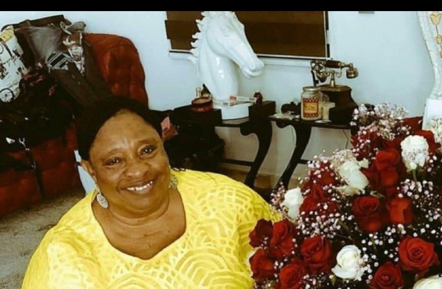 UNIQUEFTB's tweet photo. Happy resting Ma'am 🕊️🕊️🕊️🕊️🕊️ @wizkidayo   @wizkidayo https://t.co/To7QwPI4Wk