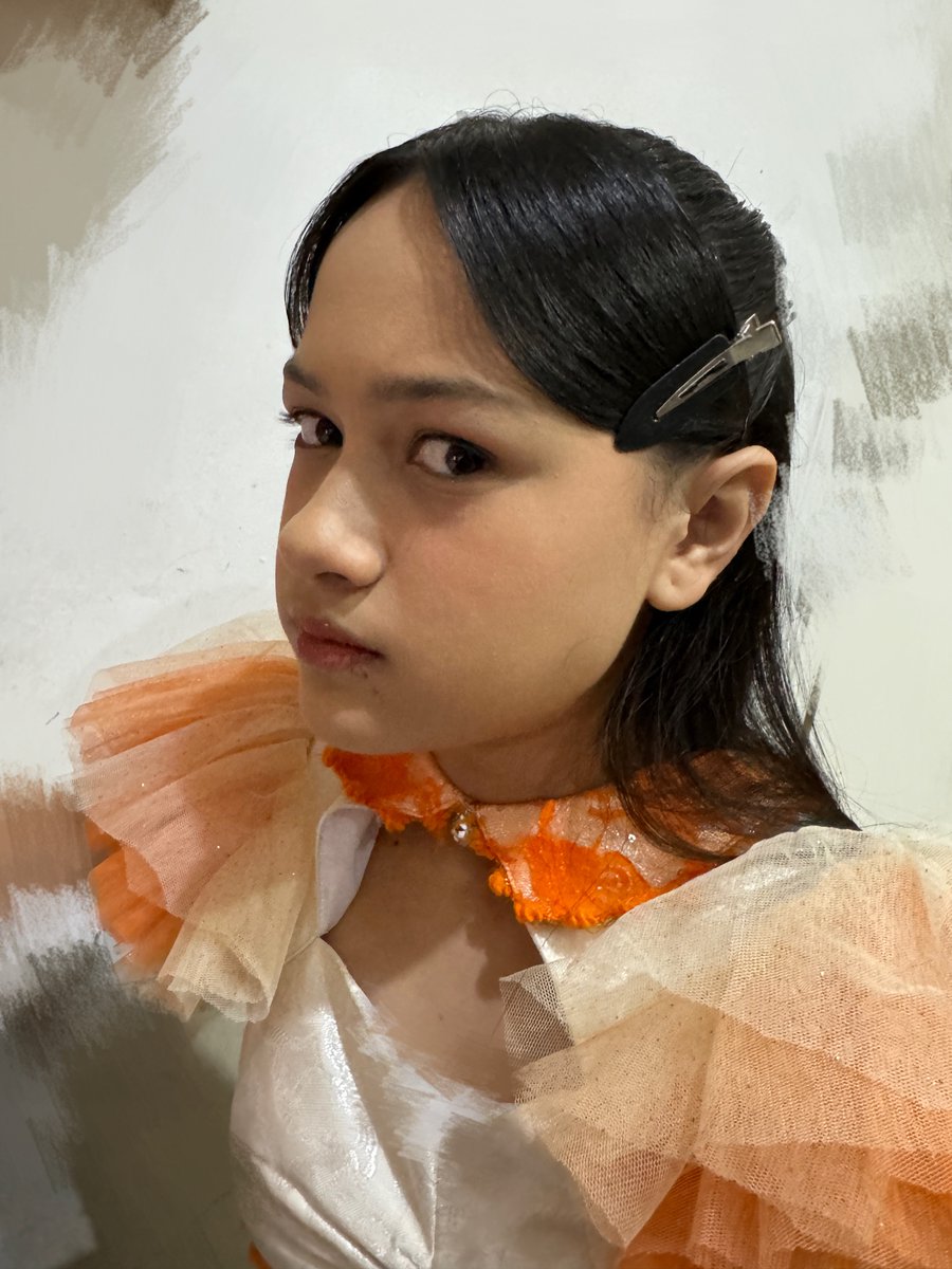 M_OlineJKT48's tweet photo. keren @Nachia_JKT48  😮🕶️👌 https://t.co/ZJpHJZmgpT