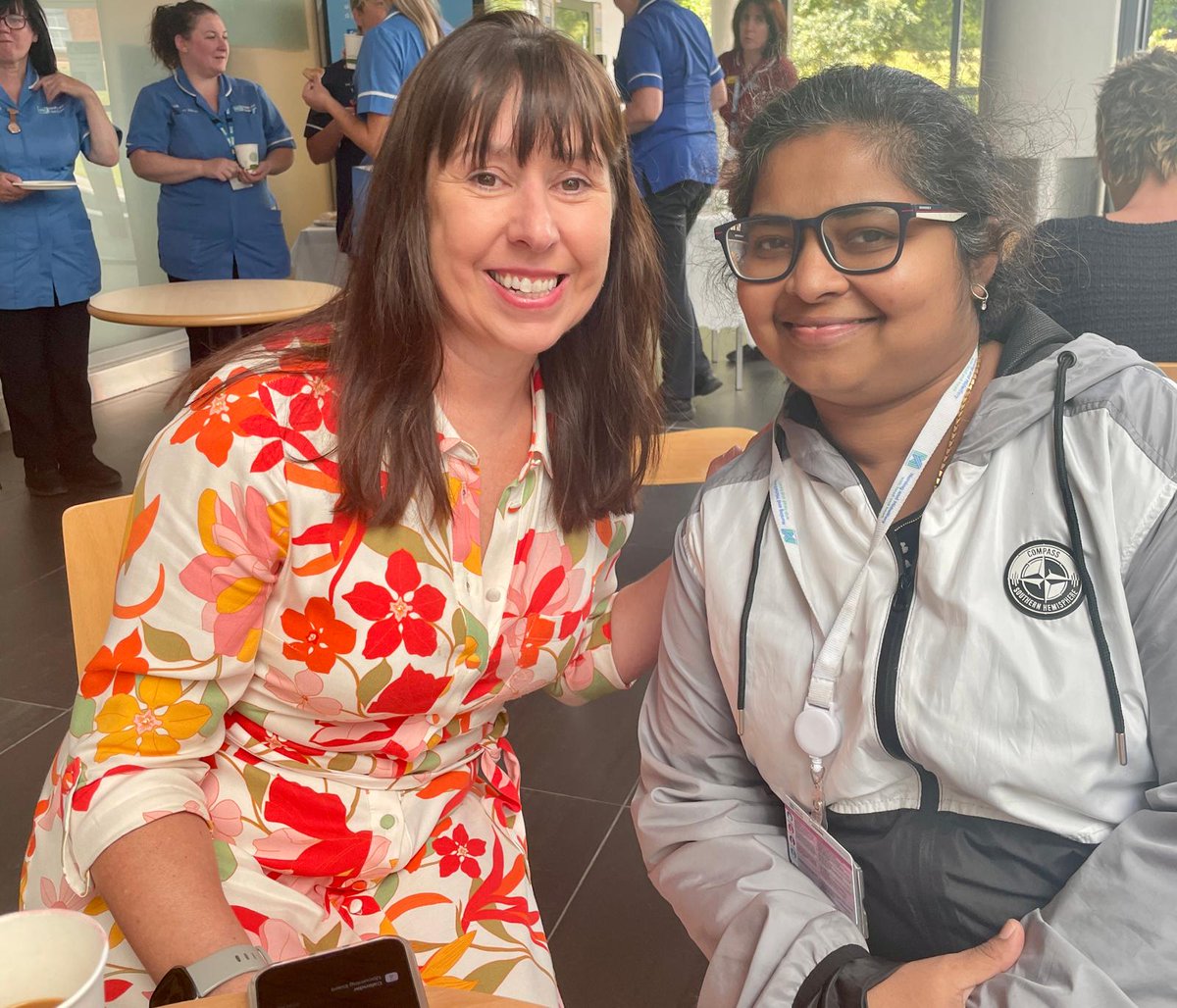 setrust's tweet photo. Our Chief Executive, @roisincoulter was delighted to chat with our staff today at the Downe Hospital 🏥 

It was a great opportunity to grab a cuppa, exchange ideas and catch up! ☕ #ChatWithTheChief #TeamSET https://t.co/0VA2gZG28x