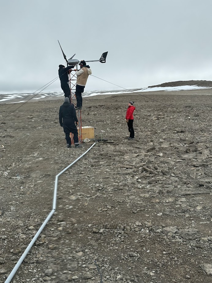 TheMarsSociety's tweet photo. Crew 16 is busy prepping the #Flashline station, starting initial tests & research and setting up a wind turbine for electricity. More updates to follow! #marsanalog #stem #science #devonisland #canada #analogastronauts #nunavutterritory #crewtraining https://t.co/OaZGXTj2WI
