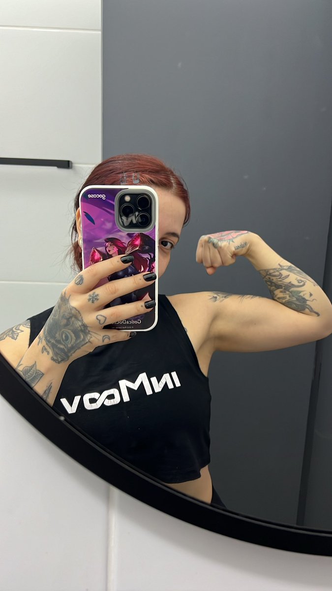 naahwhite's tweet photo. Cultivando meus bracin devagar 🫶🏻 https://t.co/xsMdEiCqRM