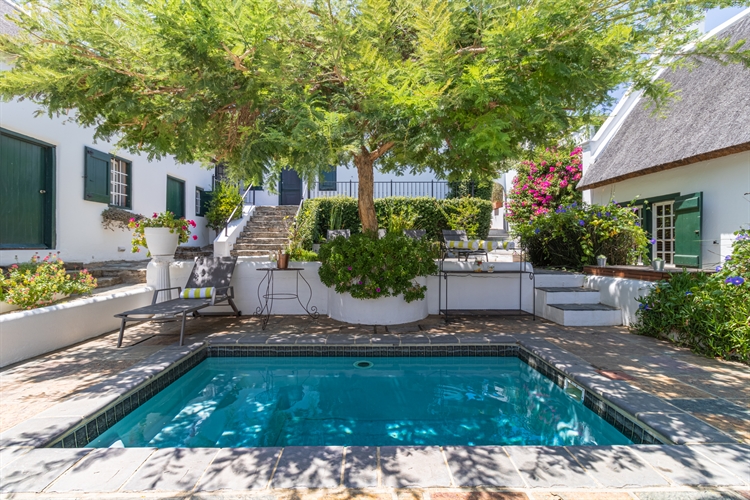 business4_sale's tweet photo. Friendliest Hotel For Sale, #SouthAfrica ๐จ
Recently voted SA's friendliest, nestled in the #CapeWine Lands. Features include Terrace Bistro, 3 pools, conference facilities, and Wine and Tapas bar. Ideal investment opportunity! ๐ท
https://t.co/Bfs1Xobj36?
#BusinessesForSaleSA https://t.co/WaeAmmBGg1