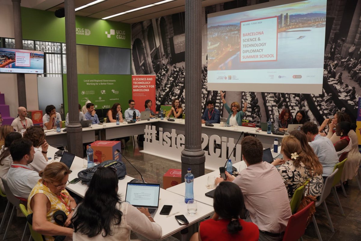 uclg_org's tweet image. ✨We are happy to receive the Barcelona Science &amp;amp; Technology Diplomacy Summer School at the Global Home of Local and Regional Governments! Looking forward to developing city and science diplomacy for a more just world @SciTechDiploHub 

#Listen2Cities