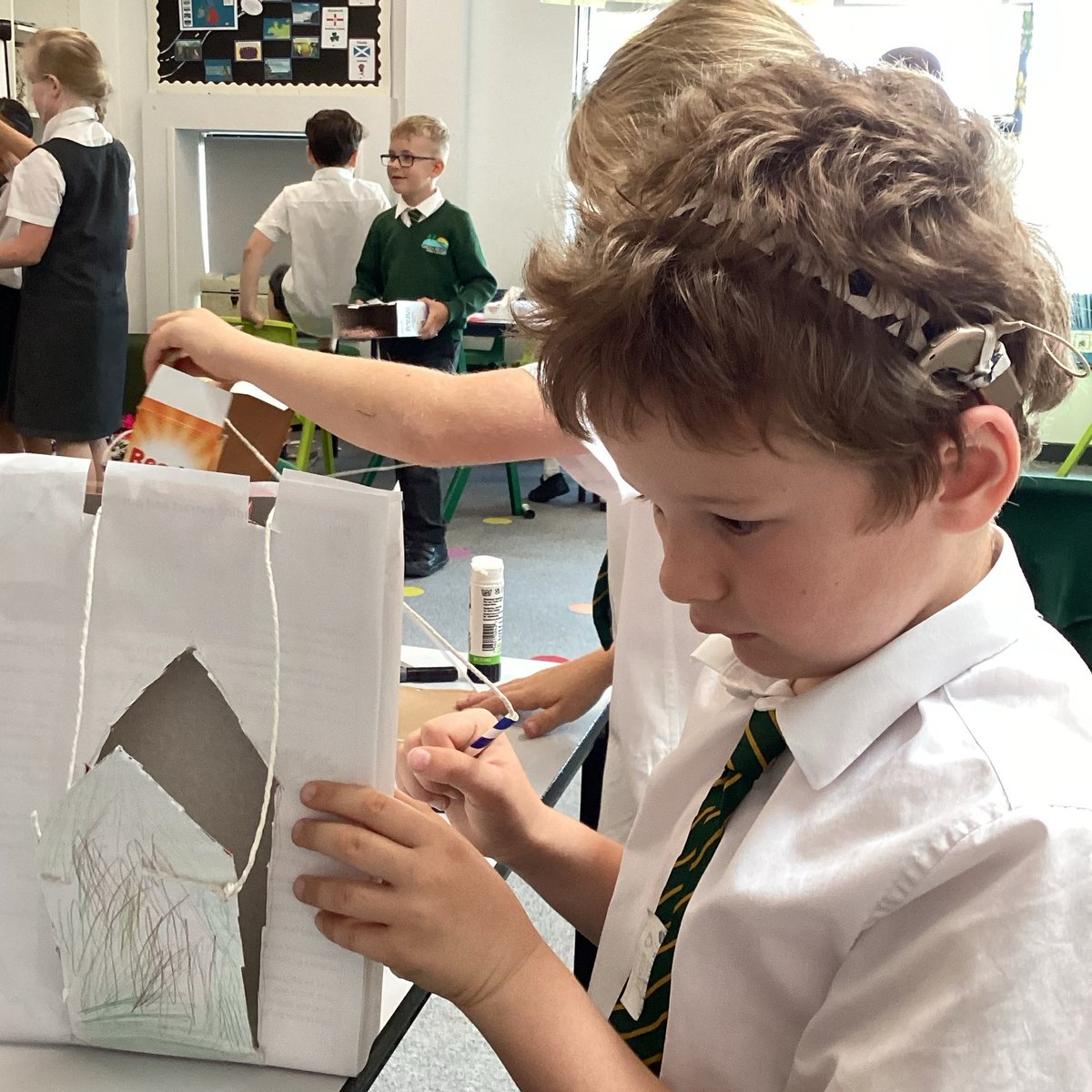 GRPACedar's tweet photo. Design and Technology focus today! After designing and developing our plans, Cedar started making their own drawbridges! Using string, they measured and cut to ensure that it fell just the right height and length! #limitlesslearninginfinitepossibilities https://t.co/3KPVVfeCAq