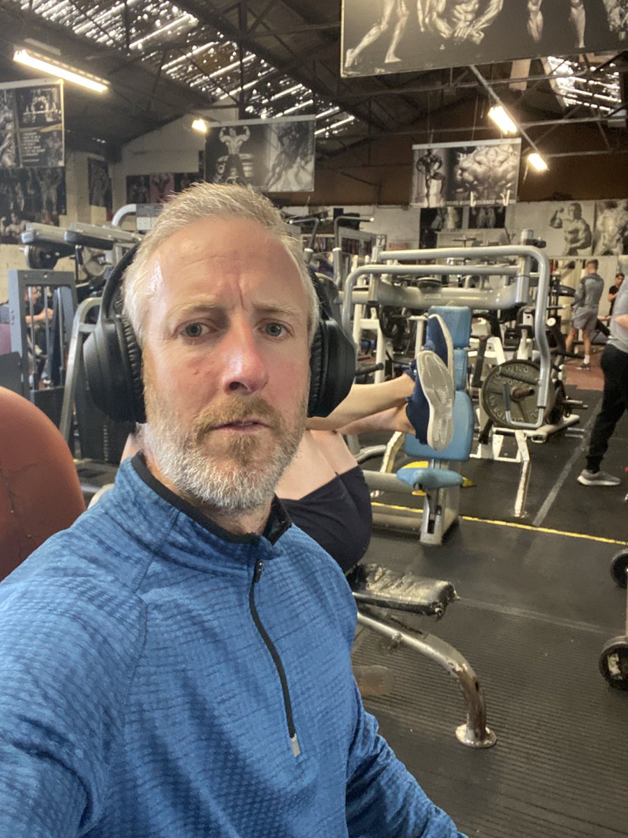 davesheahan1's tweet image. Now that was tough. Low energy. Still managed make some progress. Change isn’t possible without digging deep at times👍👊

#bodybuilding #veganbodybuilding #getinshape #fatloss #achieveyourgoals #poweredbyplants #plantpowered #successmindset