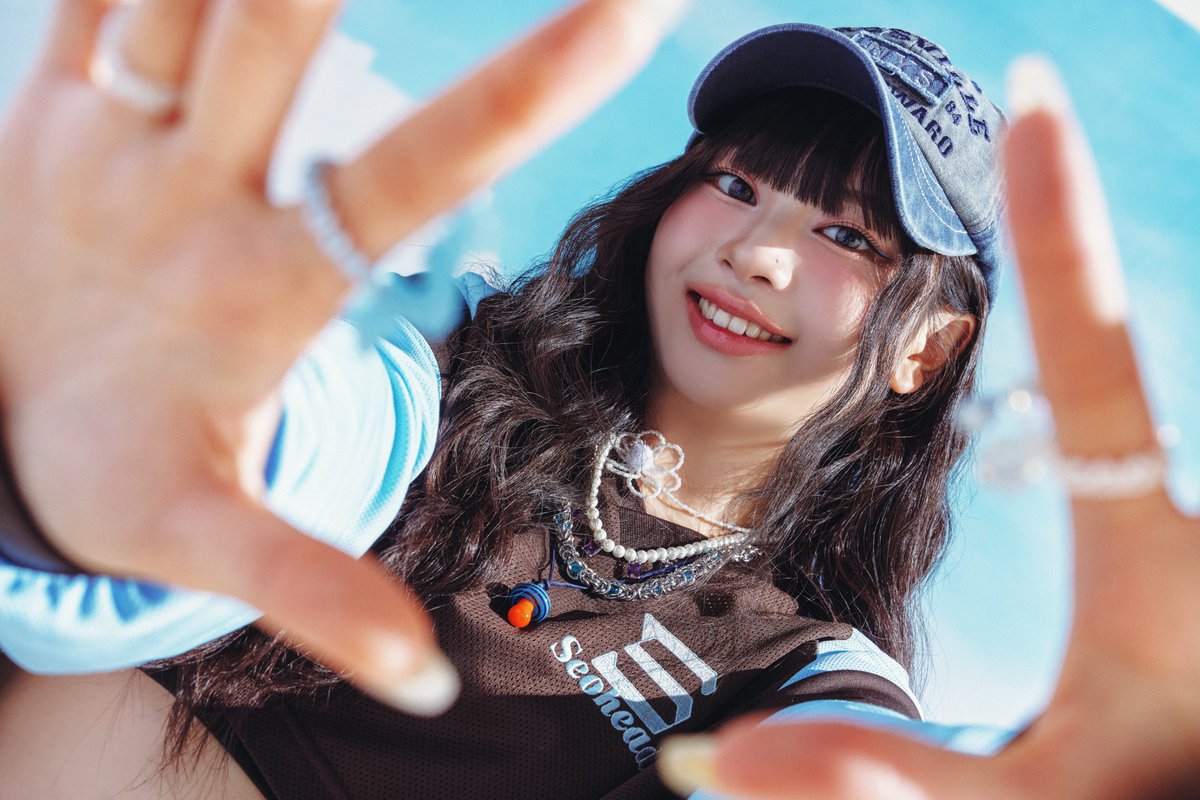 夏の青空と璃杏の組み合わせ最強すぎる #ME_I_Hi_Five #村上璃杏 #ME_I