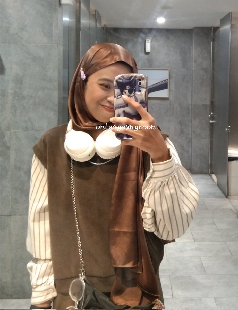 only4younghoon's tweet photo. .
⠀ :¨ ·.· ¨: 
 ⠀ `· .  ഒ ⠀ ⠀ ⠀ ⠀ ⠀ ⠀ ⠀ ⠀ ⠀  ⠀ 
⠀  .ᐟ  ﹒﹒ ୨୧

🎞 ꮺ ִֶָ ׂ Movie date with my lover ♡ׂ ּ ꒱

#TBSD #TheBSelcaDay #TheBshot◡̈ #DeobiSelcaDay #더비셀카데이 #최찬회 #찬회 #CHOICHANHEE #CHANHEE #THEBOYZ @WE_THE_BOYZ https://t.co/0XUAeslJ6w