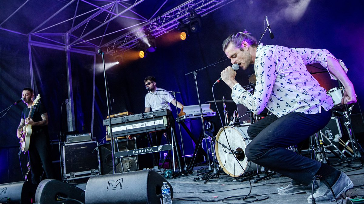 VilledeReims's tweet photo. Du rock ce soir à 19h, place du Forum, pour le #concert au #Crypto avec le groupe #DeadChic : une musique à la croisée de la #pop et du rock garage. #UnEtéAReims https://t.co/nfrSrLUMOf