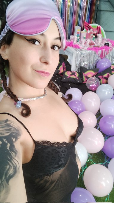 Soir&eacute;e pyjama en live ce soir &agrave; la @warehouse_x 🧸 Tu nous rejoins ?  https://t.co/eJ6GnyyKsD https://t<a class="tags" target="_blank" title="On Twitter" href="/?out=eyJ0eXAiOiJKV1QiLCJhbGciOiJIUzUxMiJ9.eyJpYXQiOjE3MjEwMTAzNDYsImlzcyI6InR3cG9ybnN0YXJzLmNvbSIsIm5iZiI6MTcyMTAxMDM0NiwiZXhwIjoxNzUyNTQ2MzQ2LCJyZWRpcmVjdF91cmwiOiJodHRwczovL3R3aXR0ZXIuY29tL3dhcmVob3VzZV94In0.d0Lm2ApSWzwXBzB9mwY4GrfIfps2GjkbyfMsOGTG6U8kSI8dprVTG7PjAFIT19j4atRwevAFp4-RaQOihFAjQg">@warehouse_x</a><a href="/tag/elections"class="tags"><span>#elections</span></a>