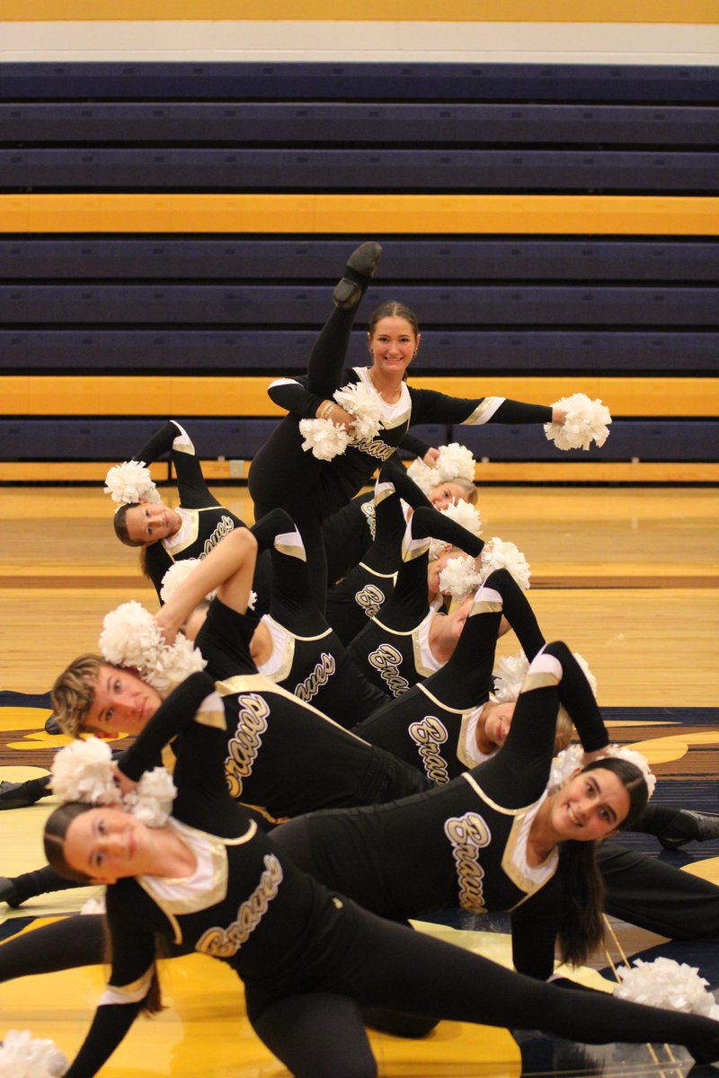 keeley_reddick's tweet photo. Bravettes at NDA Camp! https://t.co/GTFbOKeEPm