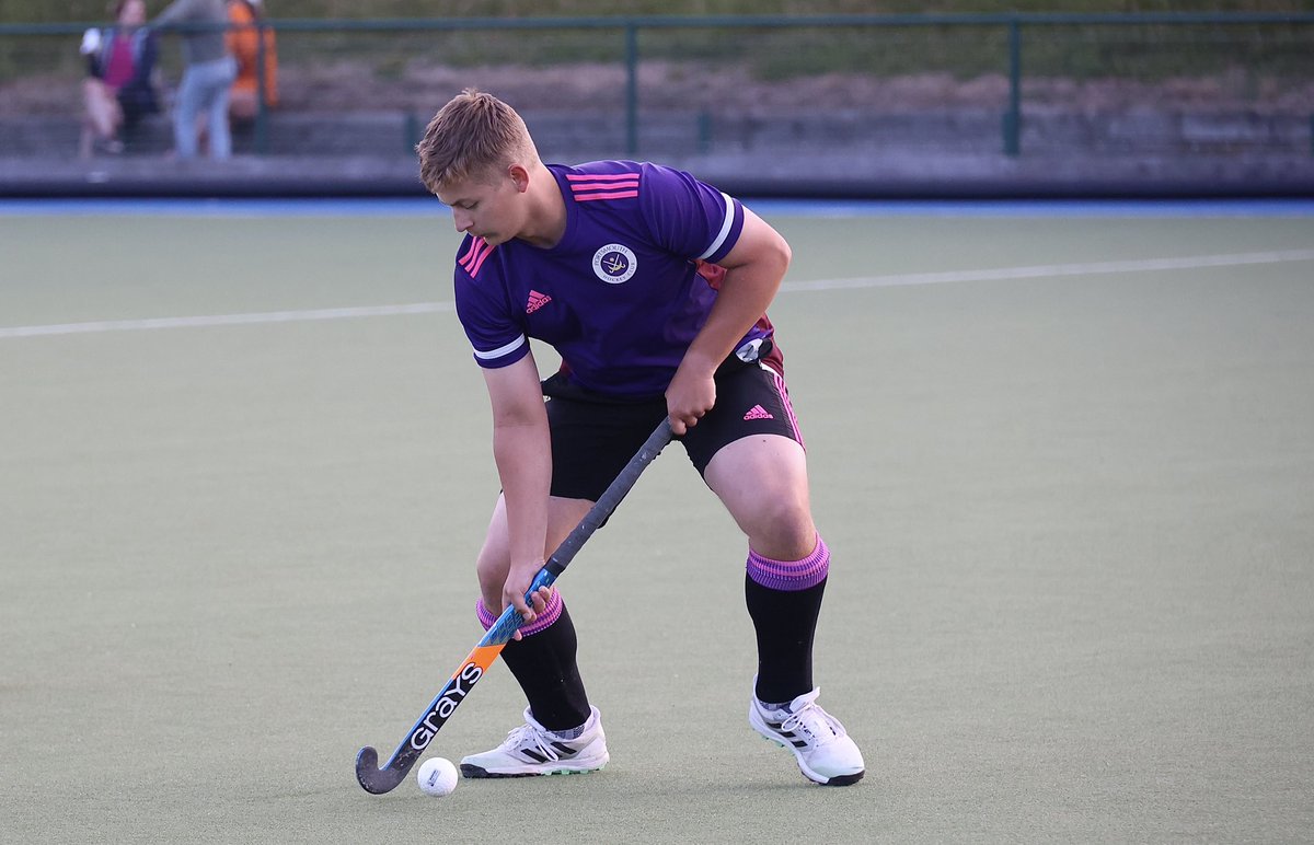 Will_Duffy13's tweet photo. Summer league hockey goals with @portsmouth_h_c #hockey @GraysHockey @PitcheroGPS @englandhockey @fieldhockey
Top  💥 #speedhero 💥 #getfittergetfaster https://t.co/HEJowY3jom