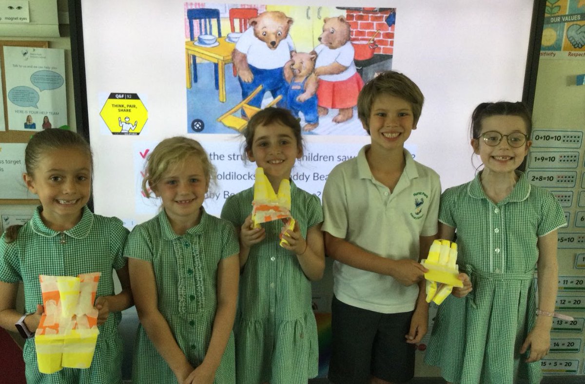 HurstParkSchool's tweet image. Year 2 built their way to success in #DT this half term! After exploring strength &amp;amp; stability in structures, they designed comfy chairs for Baby Bear 🐻 using 3D shapes - it turns out cylinder shape  are super strong! @LEOacademies #WeAreLEO🦁