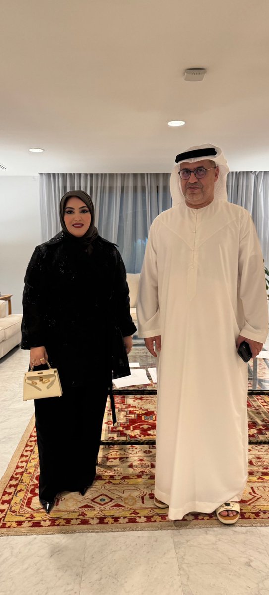 مع سعاده سفير دوله الإمارات الشقيقه  لدى دوله الكويت الدكتور مطر النيادي في احتفال السفاره الفرنسيه لتأسيس نادي مجتمع خرجين جامعة السربون الفرنسيه وفرع ابوظبي .🇫🇷🇰🇼🇦🇪🏛️<a href="/UNmatar/">د. مطر حامد النيادي</a> <a href="/UAEEmbassyKW/">UAE Embassy-Kuwait</a> <a href="/FranceKoweit/">France au Koweït</a>