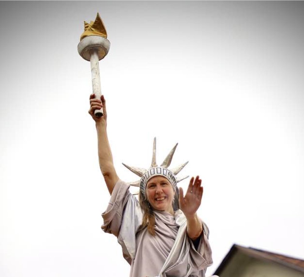 bonnie jo campbell (@bonniejocampbel) on Twitter photo Happy 4th of July! I got to be Lady Liberty for the day! Happy 4th of July! I got to be Lady Liberty for the day!