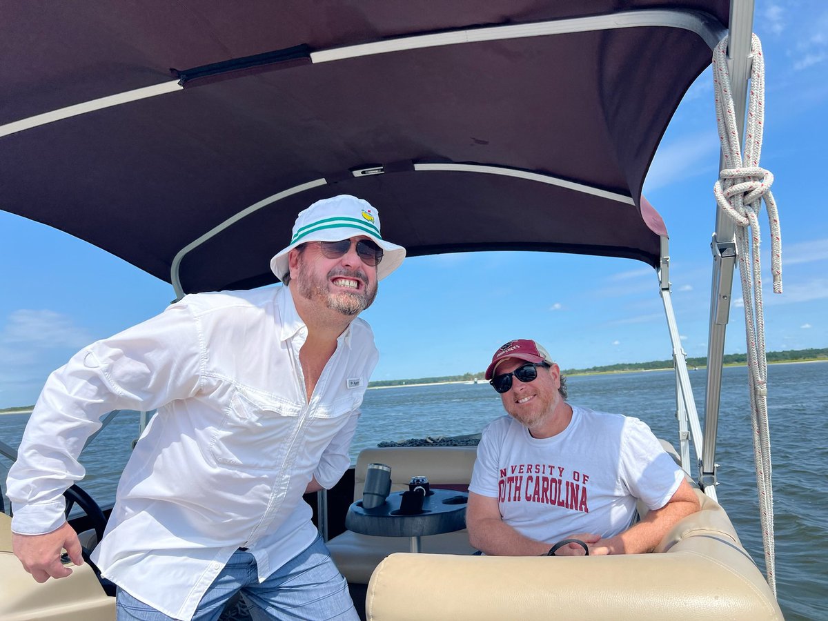 KevinFloyd's tweet image. Here’s to morning coffee by the water, good friends, and saving little birds that keep falling out of their nest. #HappyJuly4th