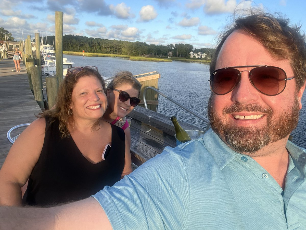 KevinFloyd's tweet image. Here’s to morning coffee by the water, good friends, and saving little birds that keep falling out of their nest. #HappyJuly4th