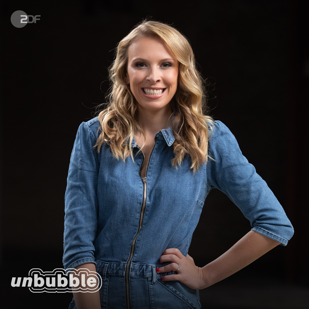 nenacasc's tweet photo. Ich war beim @ZDF zu Gast. Das Thema: Vier-Tage-Woche. Für mich ist die Lage eindeutig: Der europäische Binnenmarkt funktioniert nicht mit Vier-Tage-Woche und Home-Office. Die Folge "13 Fragen" gibt es jetzt in der @zdfmediathek. https://t.co/eIb7Pt8X7i