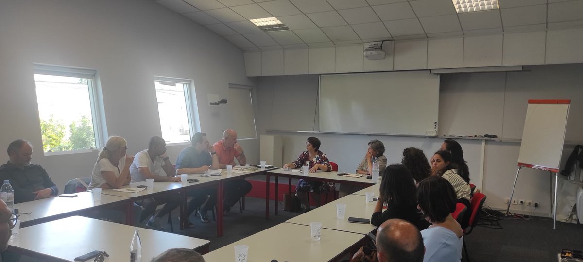 ChLambert_FICT's tweet image. Très heureuse de retrouver le Groupe de travail Fleurs&amp;amp;plantes du @COPACOGECA à Angers sur le site de l’Institut technique @astredhor 
Recherches&amp;amp;expé sur réduction des traitements avec mulch , #irrigation de résilience avec usage de biostimulants. 
Avec @verdir_officiel le…