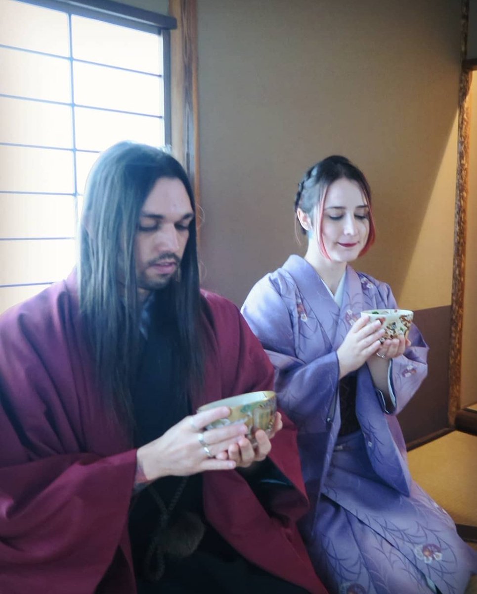 otavi0XI's tweet image. Cházinho na casa do meu amigo e a esposa dele estava uma delícia.